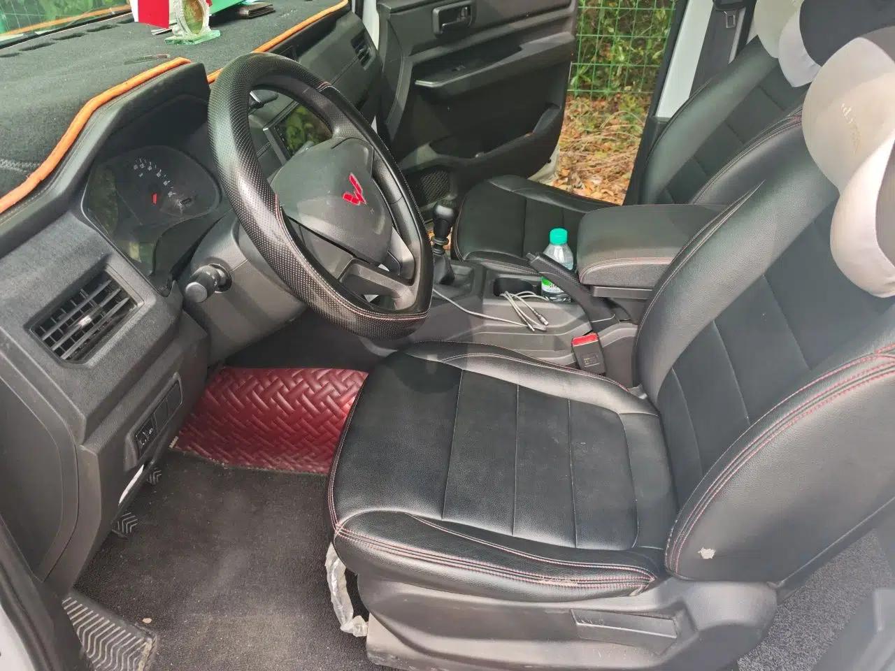 Wuling Hongguang PLUS 2020 1.5L Manual Standard Edition 5 Seats — миниатюра 16