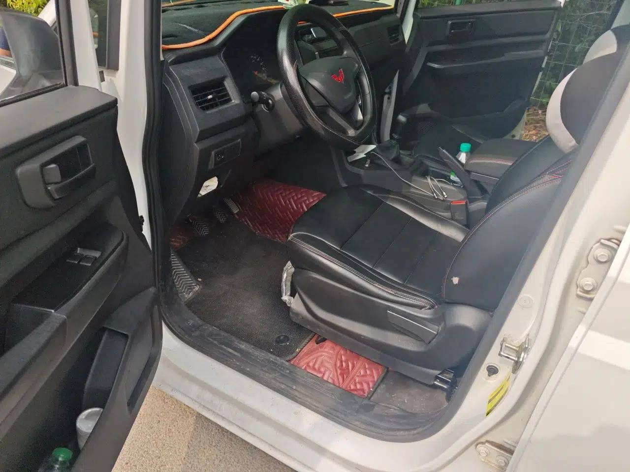 Wuling Hongguang PLUS 2020 1.5L Manual Standard Edition 5 Seats — миниатюра 17