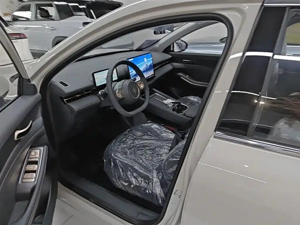 Baojun Yunhai 2026 500km Pure Electric Standard Edition — миниатюра 15