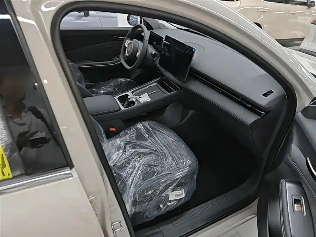 Baojun Yunhai 2026 500km Pure Electric Standard Edition — миниатюра 25