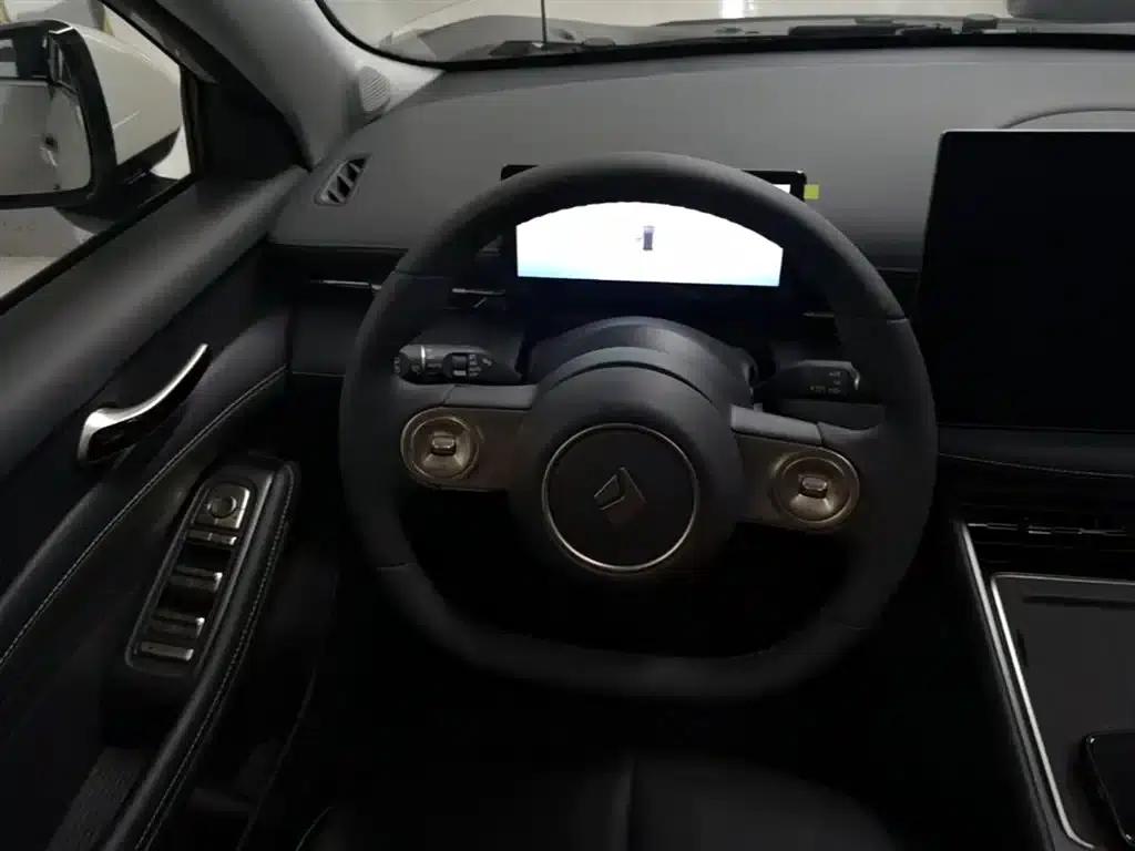 Baojun Yunhai 2026 140km/h Plug-in Hybrid Standard Edition — миниатюра 11