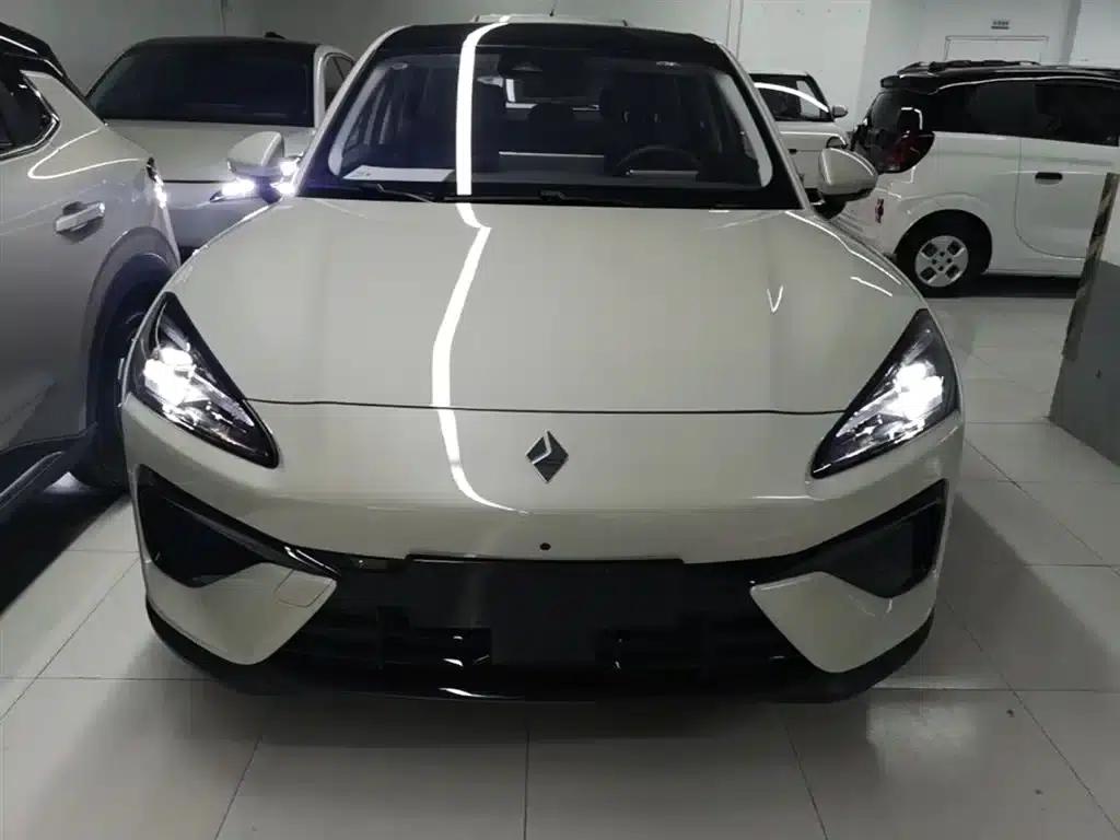 Baojun Yunhai 2026 140km/h Plug-in Hybrid Standard Edition — миниатюра 3