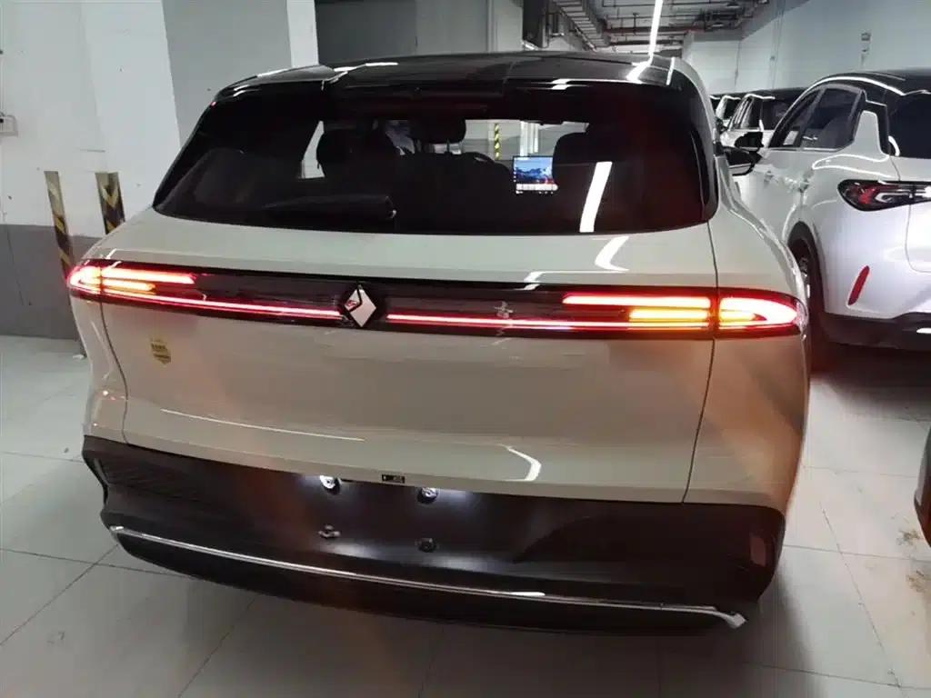 Baojun Yunhai 2026 140km/h Plug-in Hybrid Standard Edition — миниатюра 6
