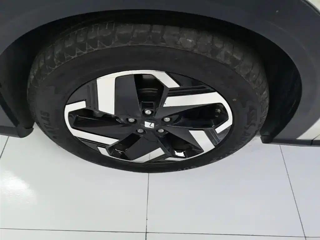 Baojun Yunhai 2024 140km/h Plug-in Hybrid — миниатюра 23