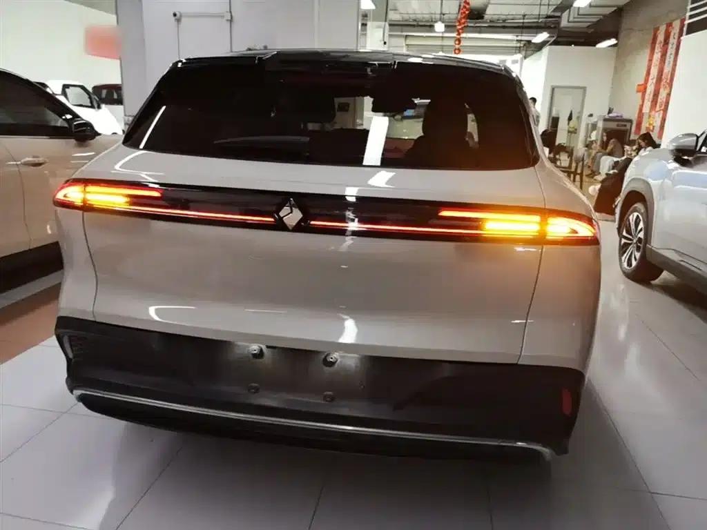 Baojun Yunhai 2024 140km/h Plug-in Hybrid — миниатюра 6