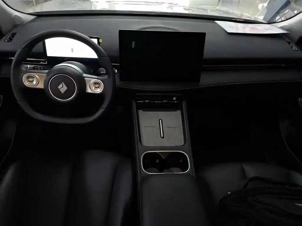 Baojun Yunhai 2024 140km/h Plug-in Hybrid — миниатюра 10