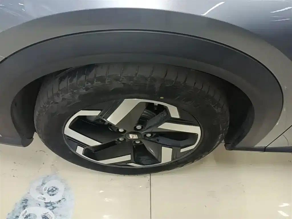 Baojun Yunhai 2024 140km/h Plug-in Hybrid — миниатюра 23