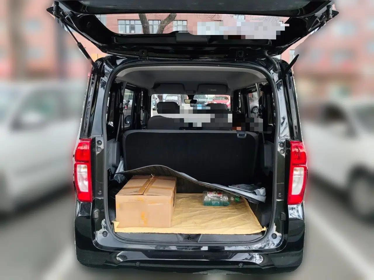 Wuling Zhiguang New Energy 2025 Model 305km Ambitious Edition — миниатюра 20