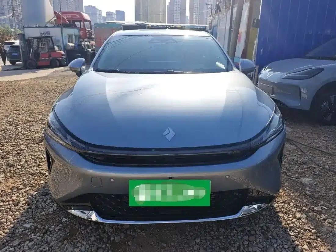 Baojun Enjoy 2025 Plug-in Hybrid 140km/h Luxury Edition — миниатюра 2