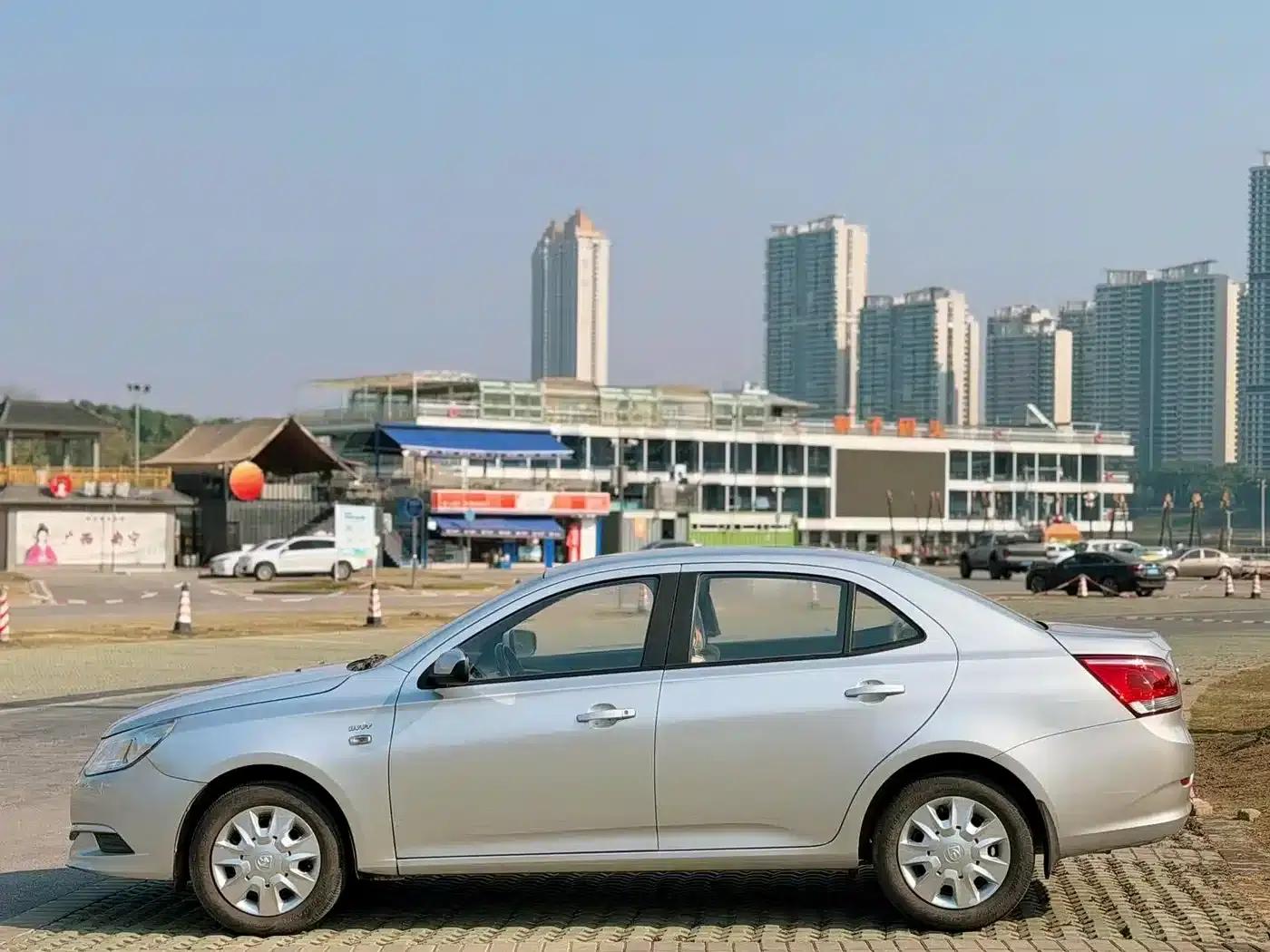 Baojun 630 2013 1.5L Manual Standard Edition — миниатюра 7