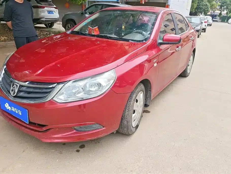 Baojun 630 2013 1.5L Manual Standard Edition — миниатюра 1