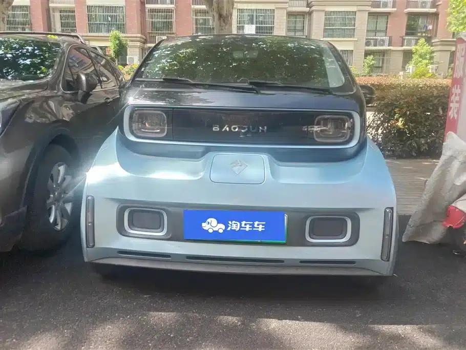 Baojun E300 2020 Plus Interstellar Smart Edition — миниатюра 2