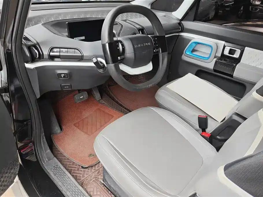 Baojun E300 2020 Interstellar Intelligent Driving Edition — миниатюра 9