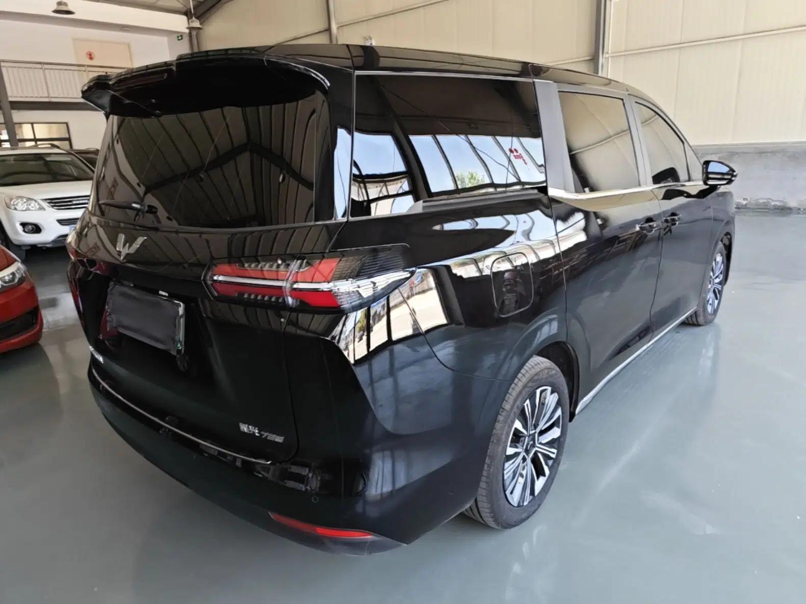 Wuling Starlight 730 2025 Model Plug-in Hybrid 125km Luxury Edition — миниатюра 6