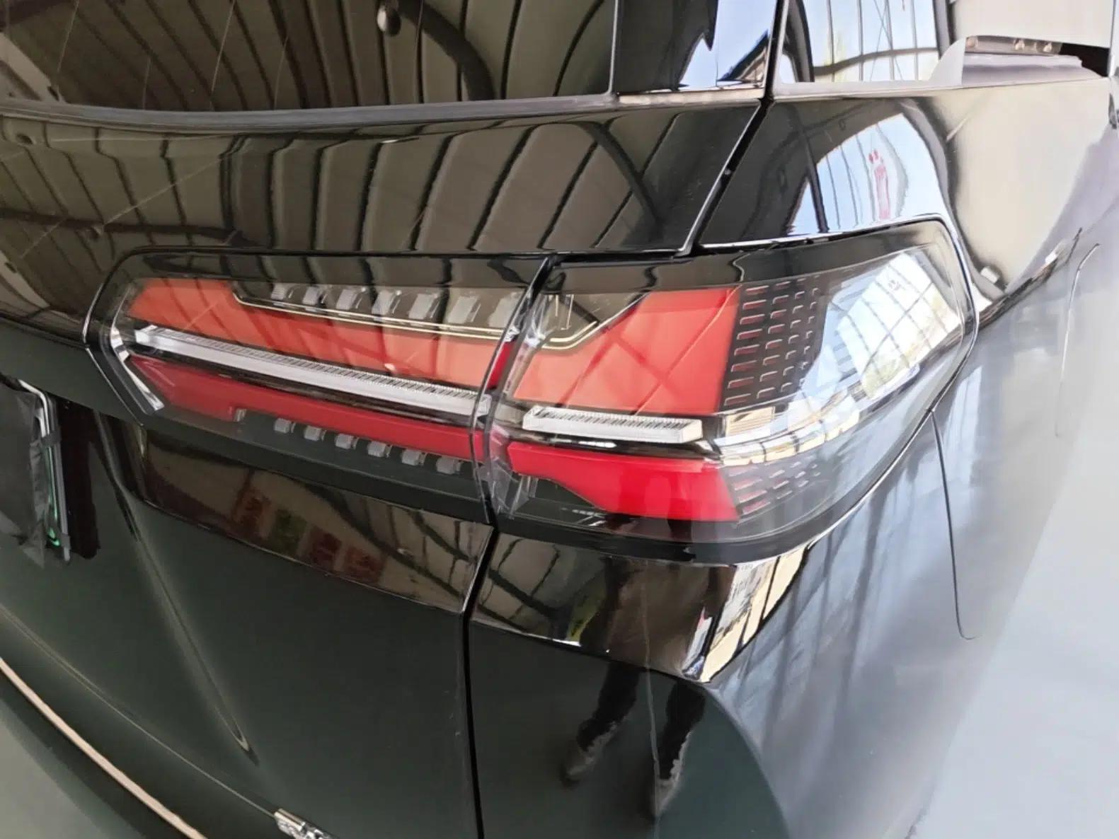 Wuling Starlight 730 2025 Model Plug-in Hybrid 125km Luxury Edition — миниатюра 7