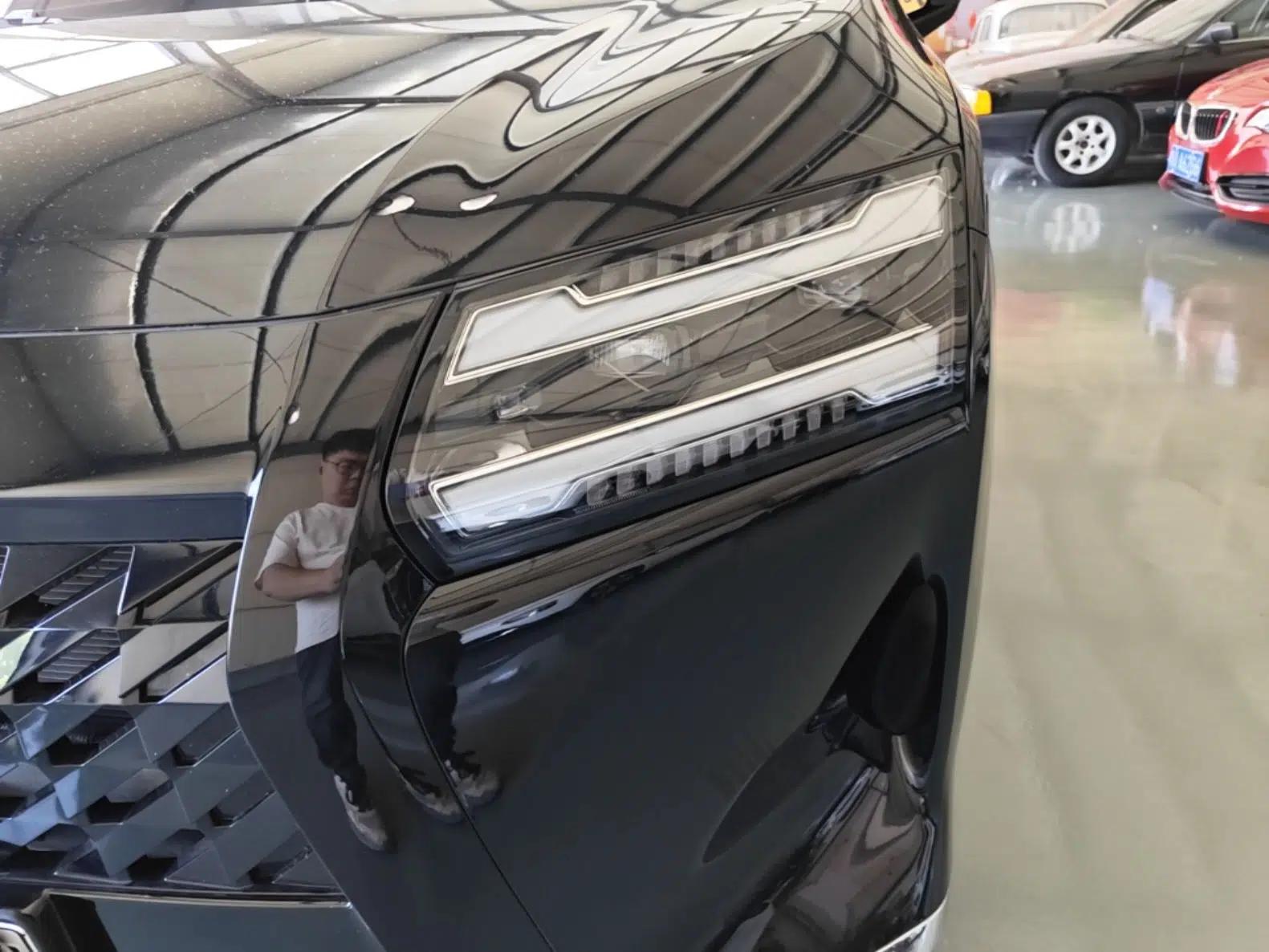 Wuling Starlight 730 2025 Model Plug-in Hybrid 125km Luxury Edition — миниатюра 9