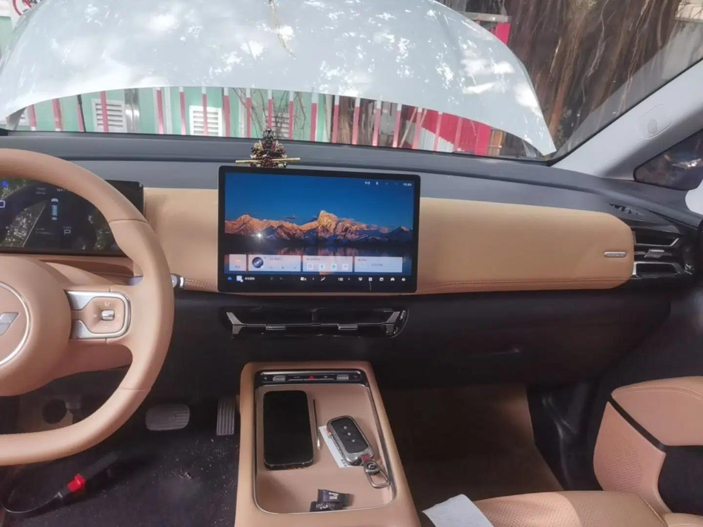 Wuling Starlight 730 2025 Model Plug-in Hybrid 125km Luxury Edition — миниатюра 16
