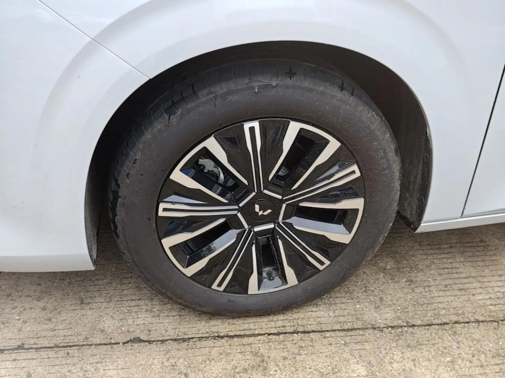 Wuling Starlight 730 2025 Model Pure Electric 500km Luxury Edition — миниатюра 8