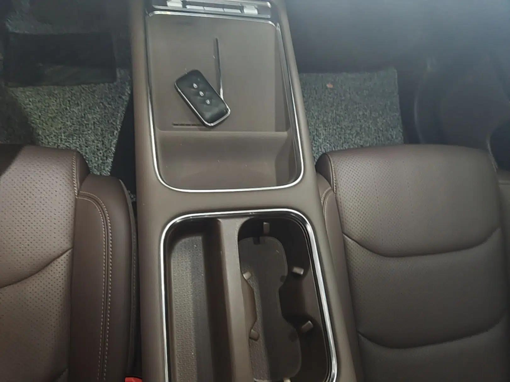 Wuling Starlight 730 2025 Model Pure Electric 500km Luxury Edition — миниатюра 17