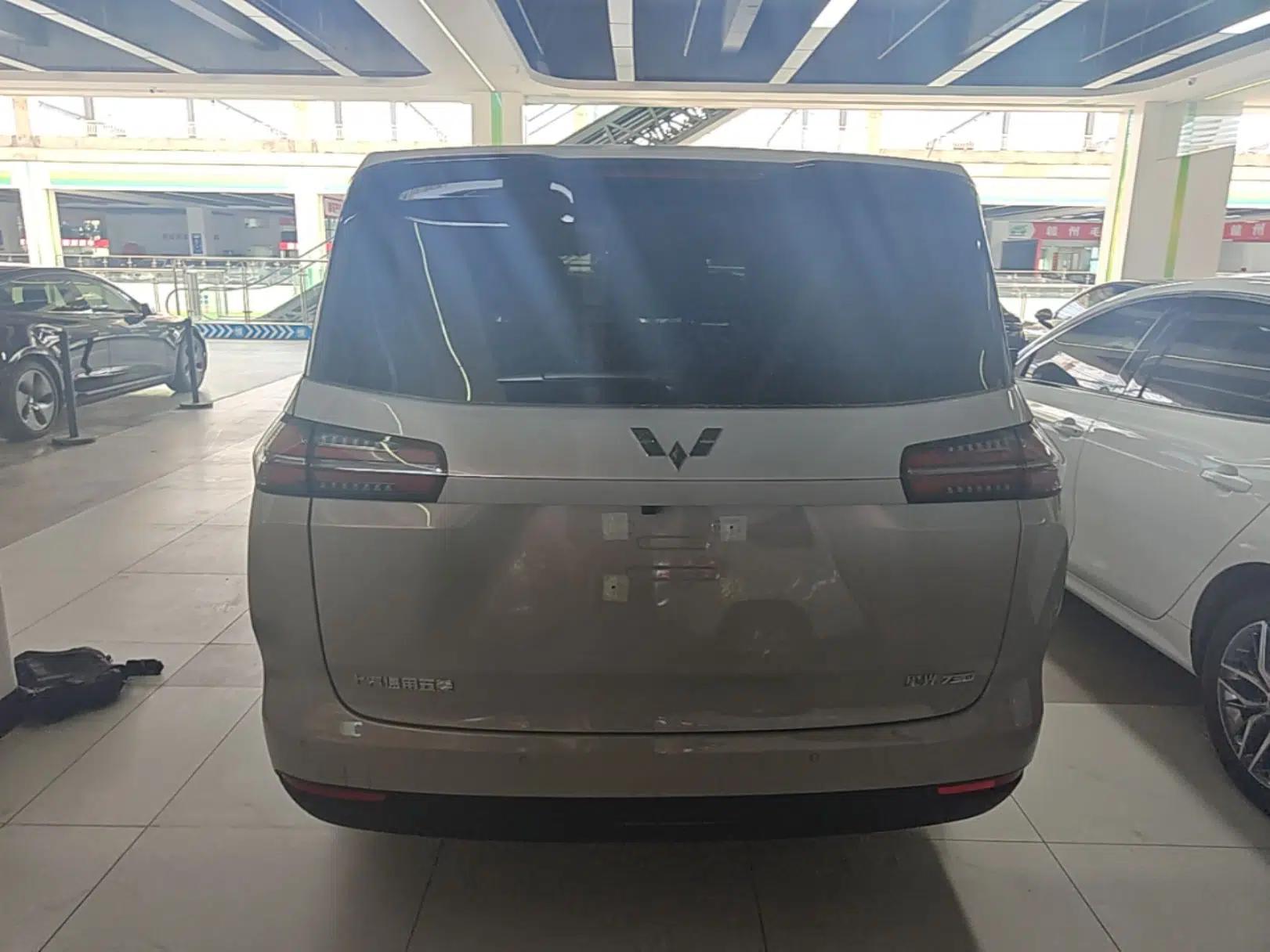 Wuling Starlight 730 2025 Model Pure Electric 500km Luxury Edition — миниатюра 5