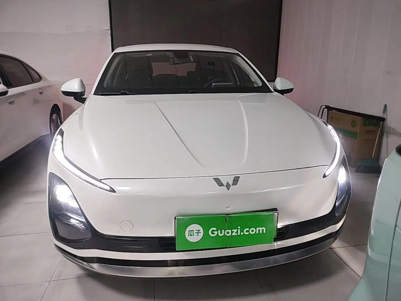 Wuling E5 2024 410 km Standard Version — миниатюра 2