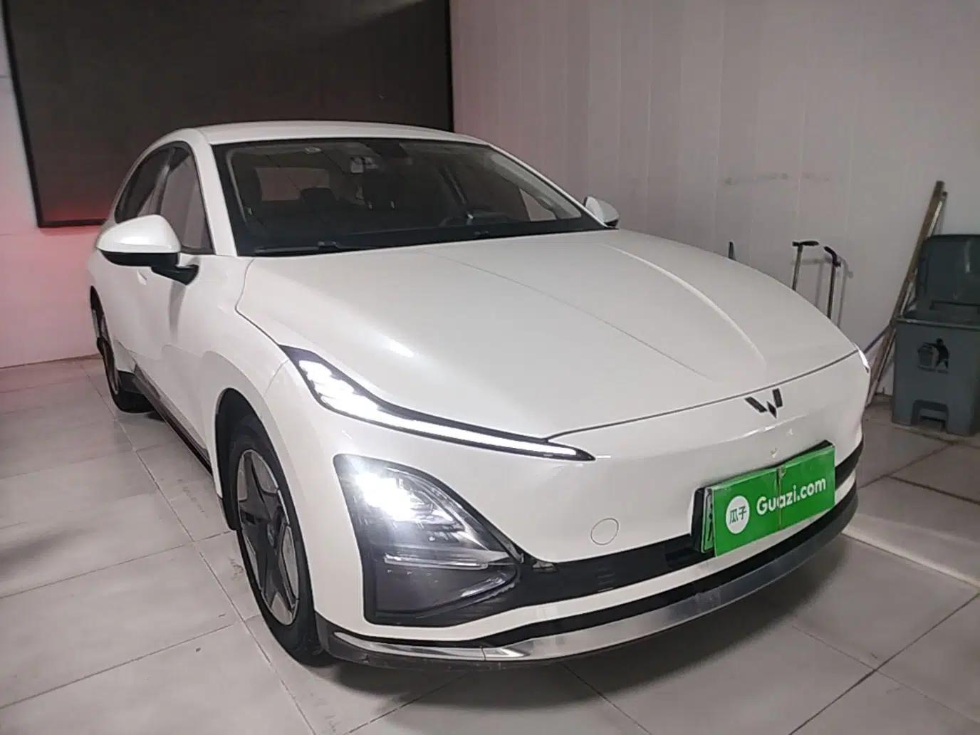 Wuling E5 2024 410 km Standard Version — миниатюра 3