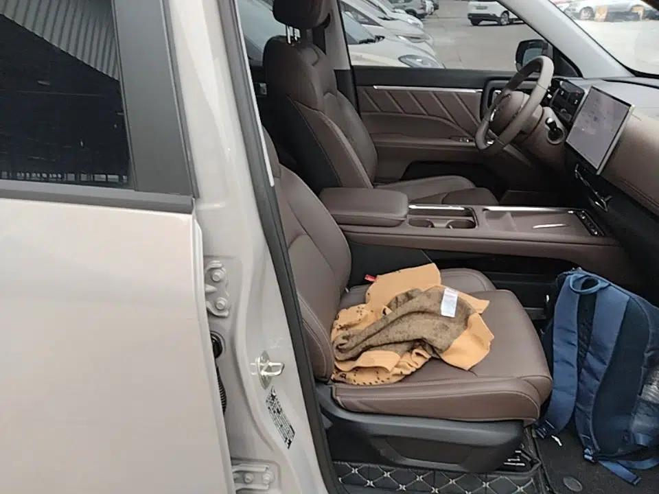 Wuling Xingguang 560 New Energy 2026 Model, Pure Electric, 500 km, Luxury Version — миниатюра 23