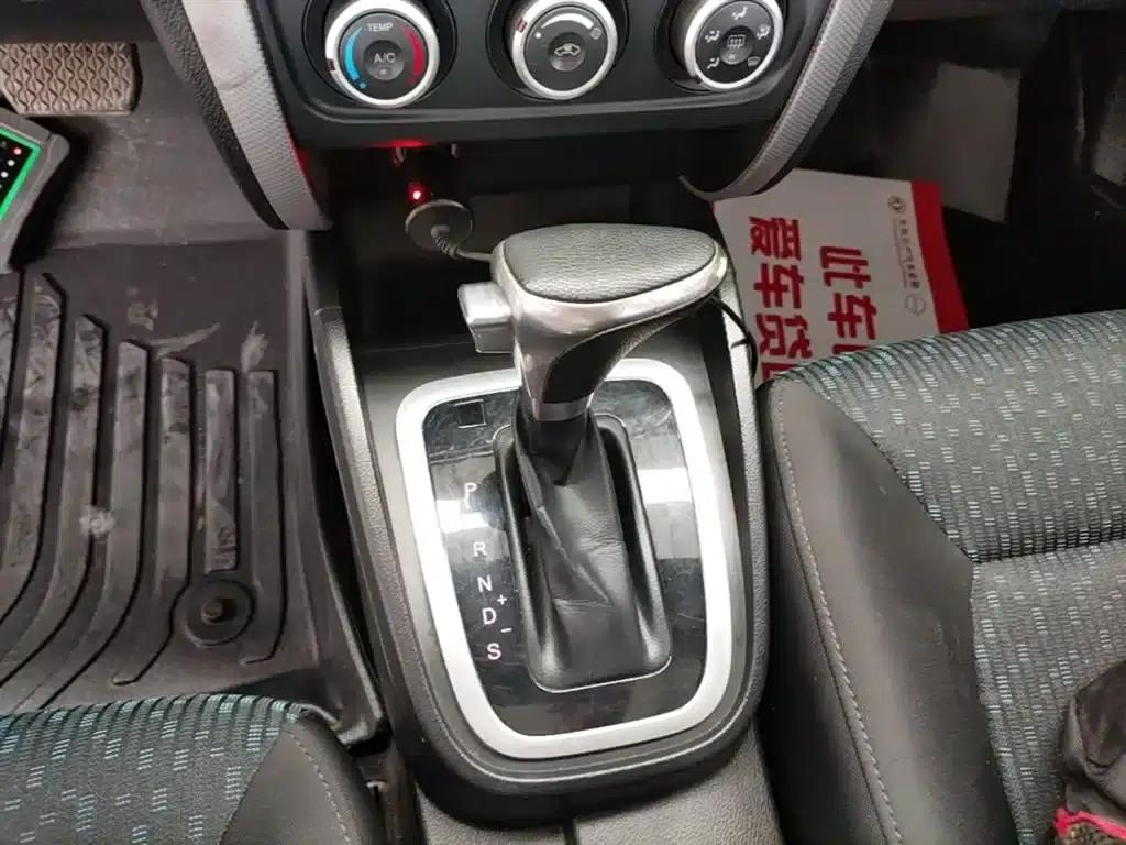 Besturn B30 2016 1.6L Automatic Luxury Edition — миниатюра 14