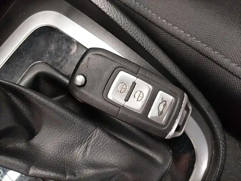 Besturn B30 2016 1.6L Automatic Luxury Edition — миниатюра 9