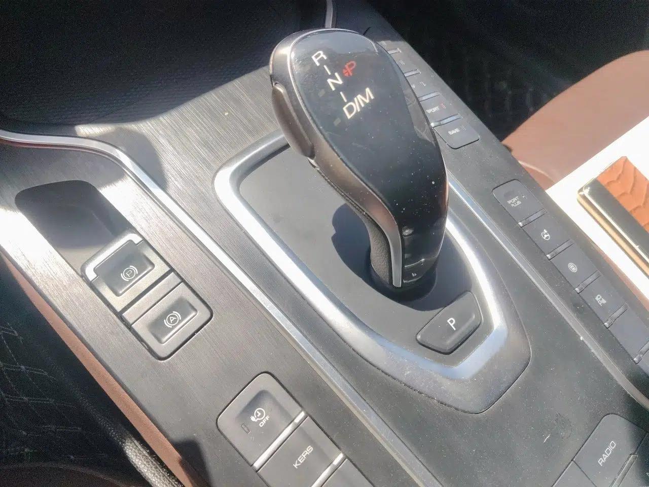 Wey VV7 New Energy 2020 PHEV 2.0T Flagship Model — миниатюра 15