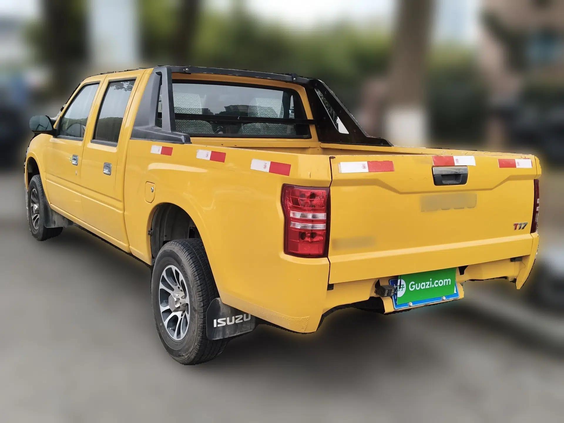 Isuzu Qingling T17 2021 3.0T Diesel Two-Wheel Drive Crew Cab with Extended Wheelbase Model 4KH1CT6H1 — миниатюра 4