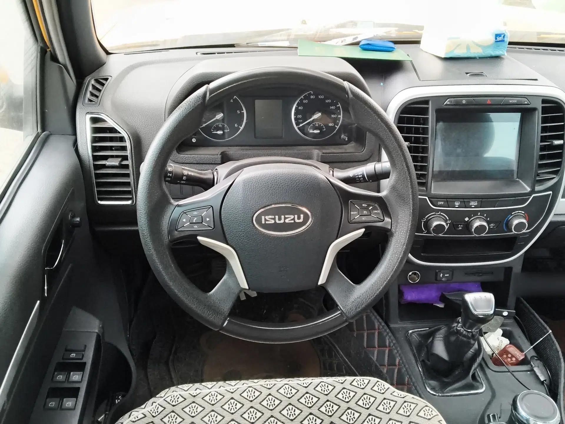 Isuzu Qingling T17 2021 3.0T Diesel Two-Wheel Drive Crew Cab with Extended Wheelbase Model 4KH1CT6H1 — миниатюра 9
