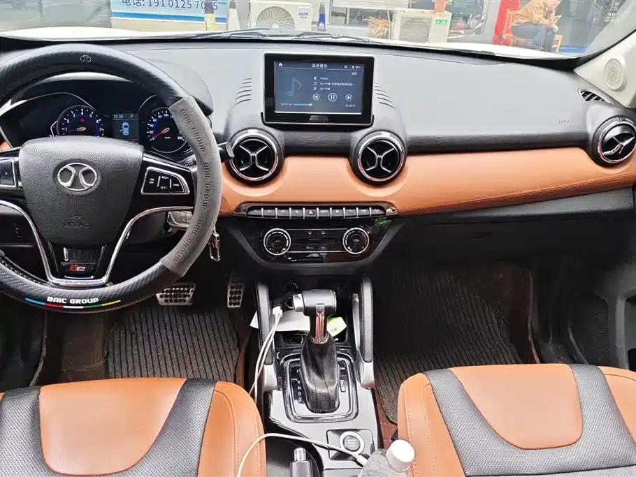 2016 Senova X35 1.5L Automatic Deluxe Edition — миниатюра 13