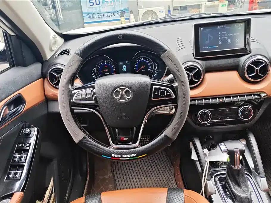2016 Senova X35 1.5L Automatic Deluxe Edition — миниатюра 15