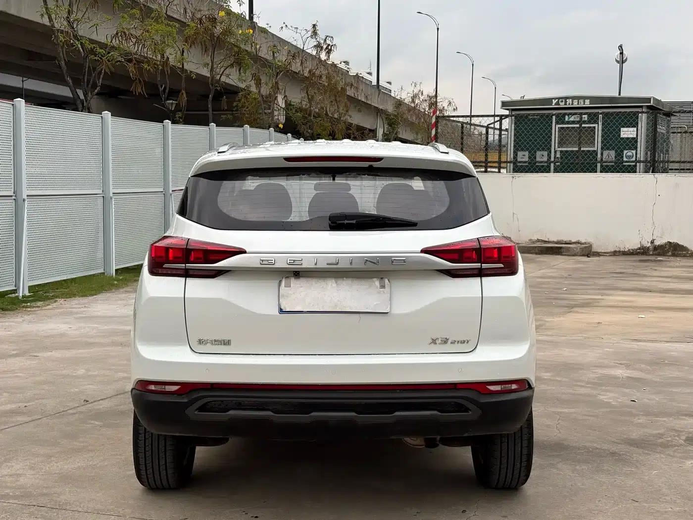 Beijing X3 2019 1.5T CVT Glory Edition — миниатюра 8