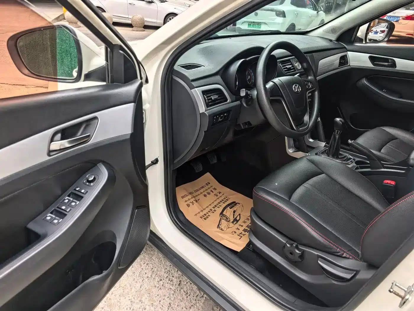 2016 Senova X55 1.5L Manual Comfort Edition — миниатюра 7