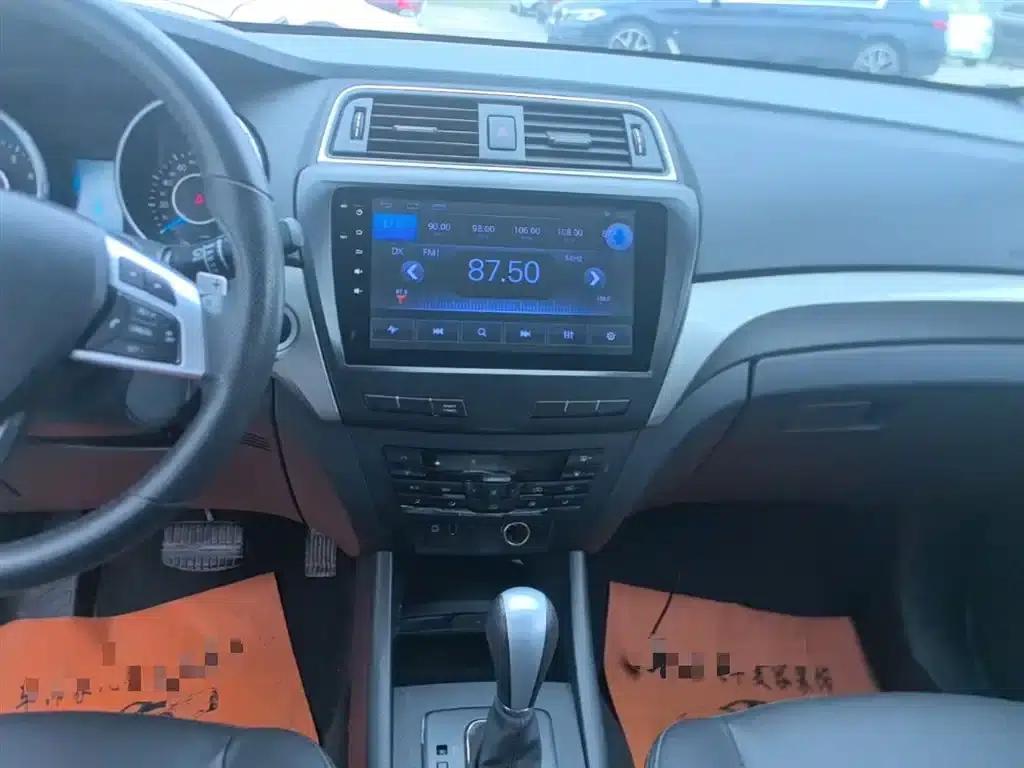 2015 Senova X65 2.0T Automatic Elite — миниатюра 13