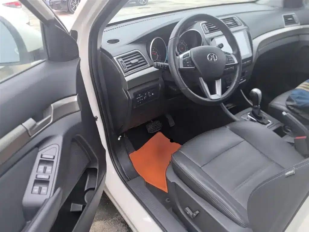 2015 Senova X65 2.0T Automatic Elite — миниатюра 16