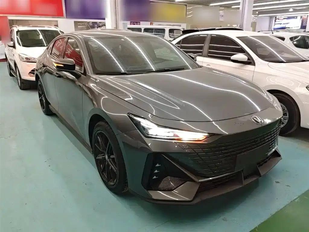Changan UNI-V Smart Electric iDD 2023 Model, Smart Electric iDD 1.5T, 113km/h Smart Fun Edition — миниатюра 4