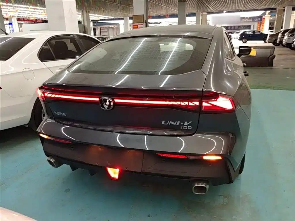 Changan UNI-V Smart Electric iDD 2023 Model, Smart Electric iDD 1.5T, 113km/h Smart Fun Edition — миниатюра 6