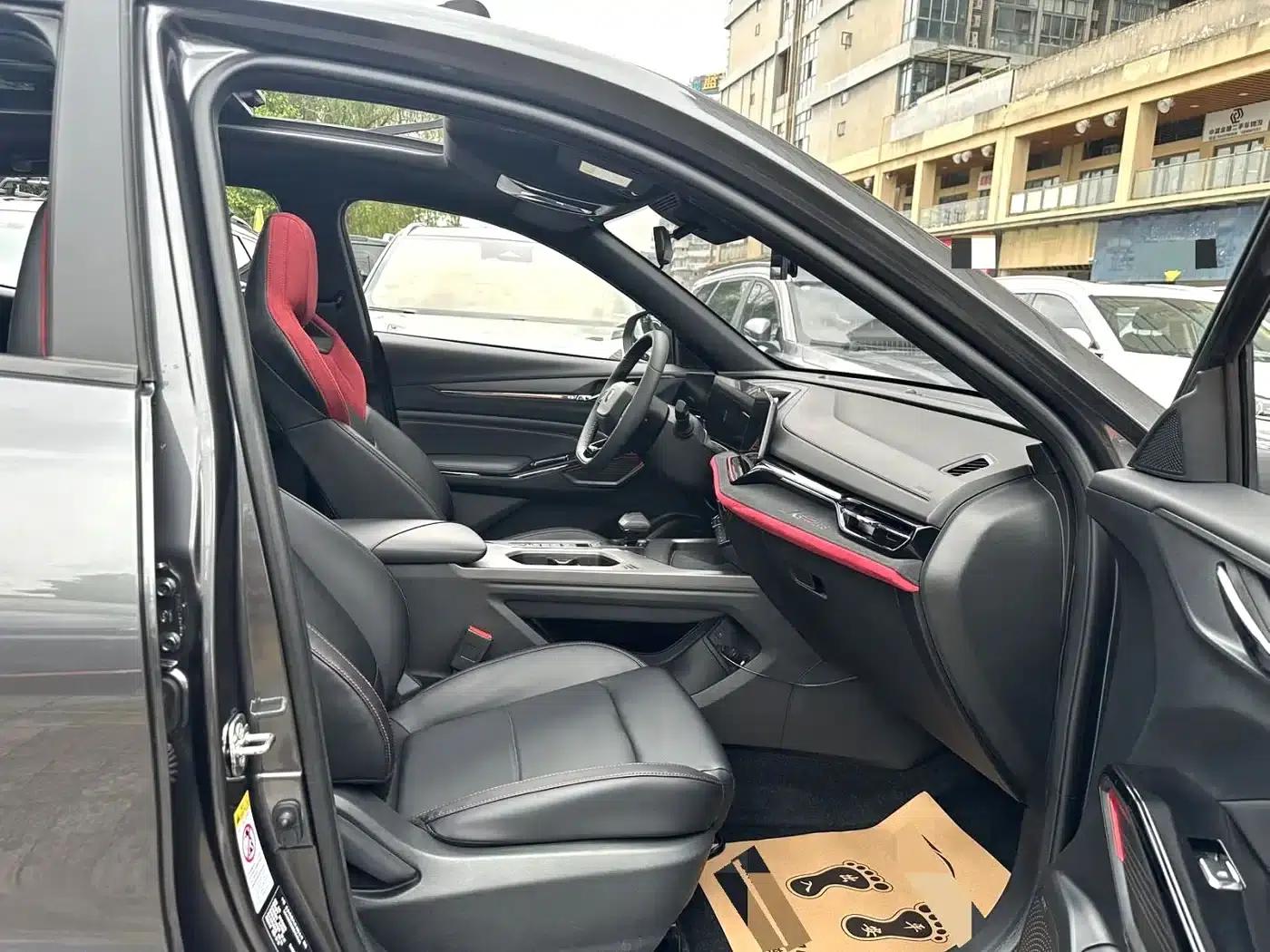 Changan X5 PLUS 2025 1.5T DCT Pioneer Edition — миниатюра 4