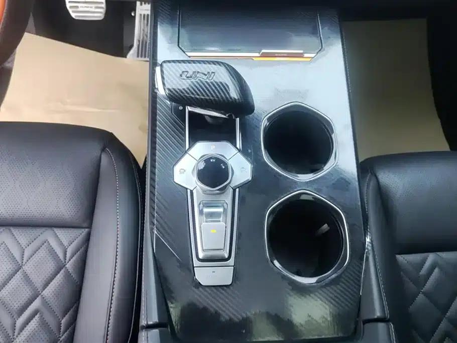Changan UNI-K Smart Electric iDD 2022 Blue Whale iDD 130km 1.5T Premium Edition — миниатюра 16
