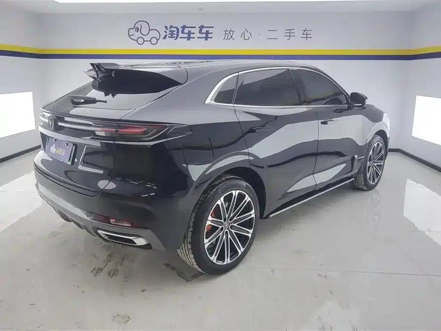 Changan UNI-K Smart Electric iDD 2022 Blue Whale iDD 130km 1.5T Premium Edition — миниатюра 3