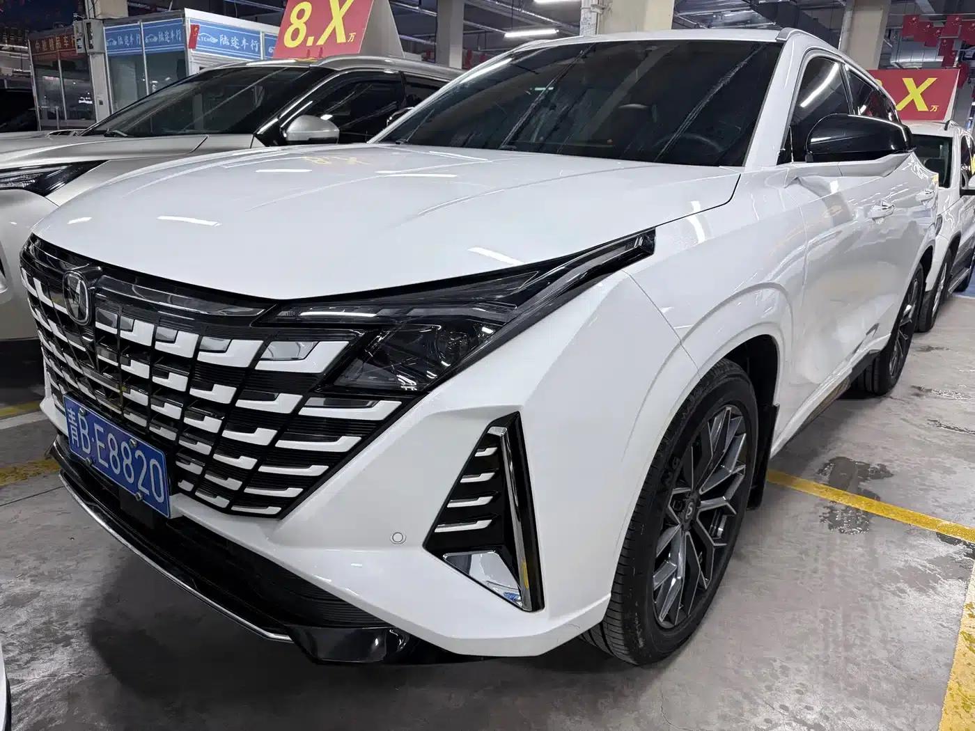Changan UNI-Z 2025 1.5T Premium Edition — миниатюра 1
