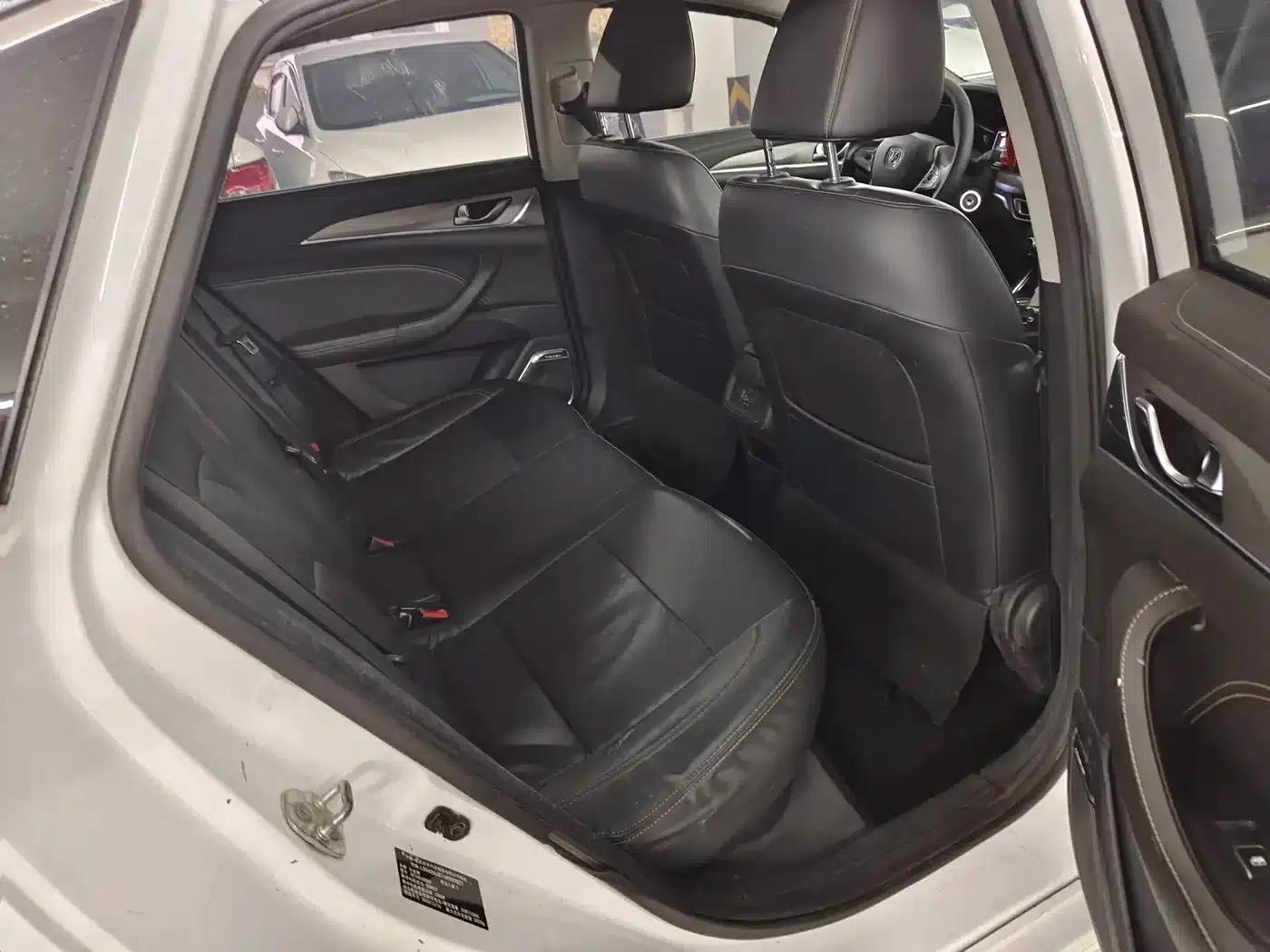 Changan Eado New Energy 2019 EV460 Smart Edition — миниатюра 9