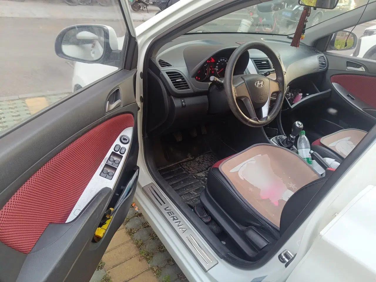 Hyundai Verna Ray 2014 1.4L Manual GLX — миниатюра 17