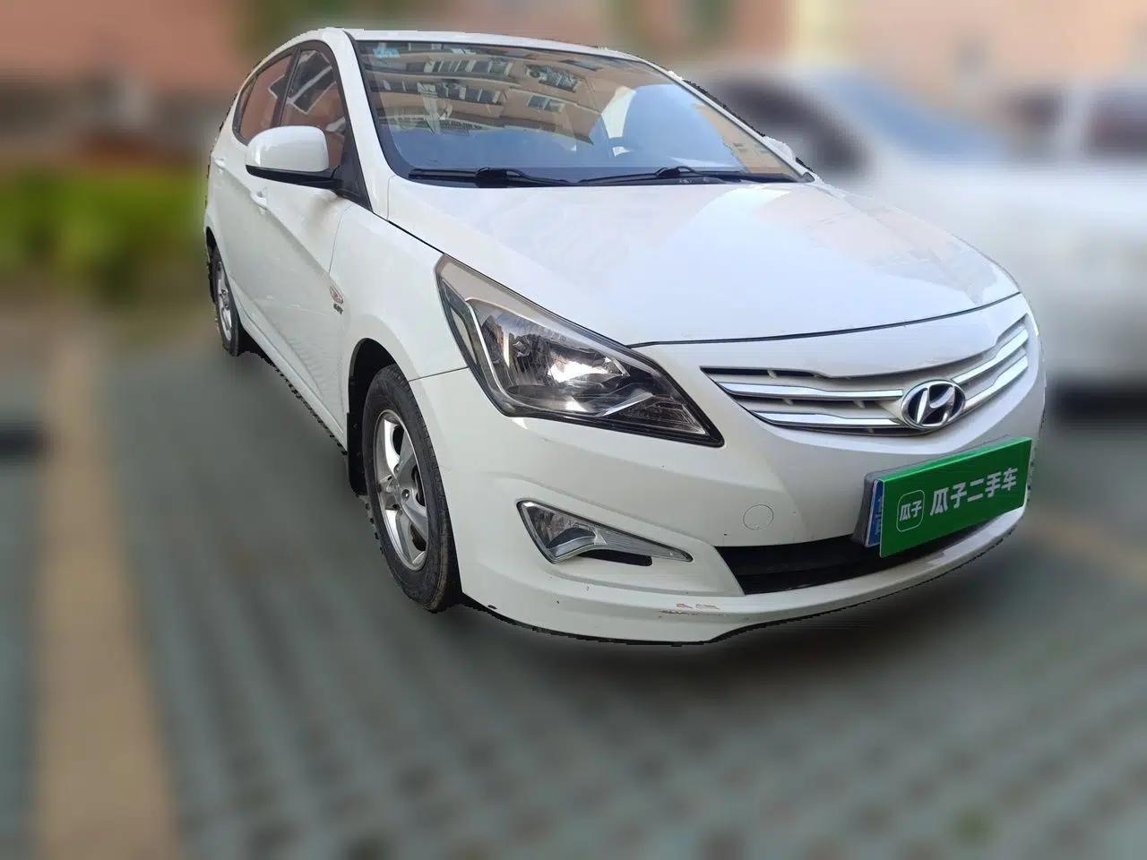 Hyundai Verna Ray 2014 1.4L Manual GLX — миниатюра 3