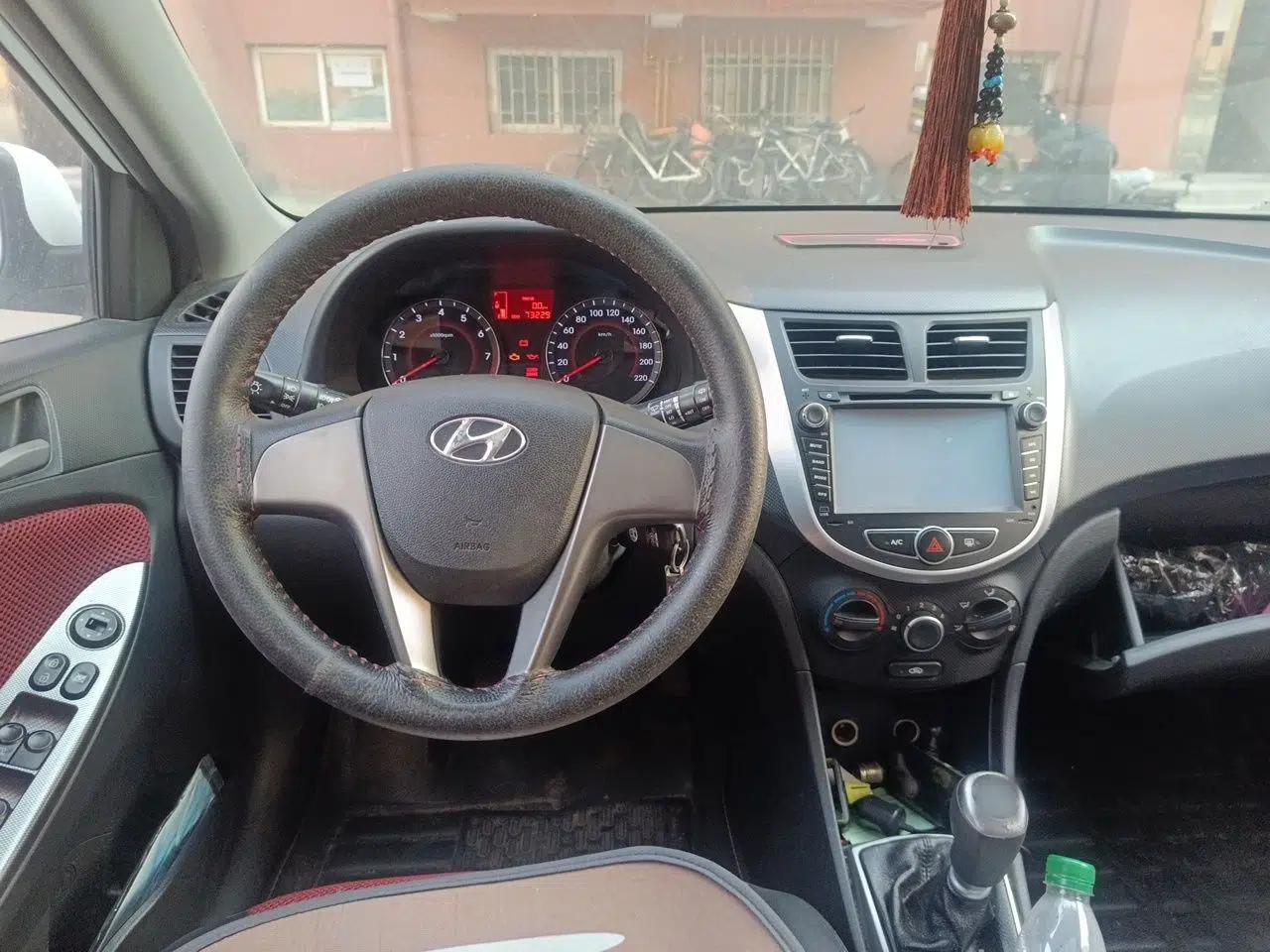 Hyundai Verna Ray 2014 1.4L Manual GLX — миниатюра 10