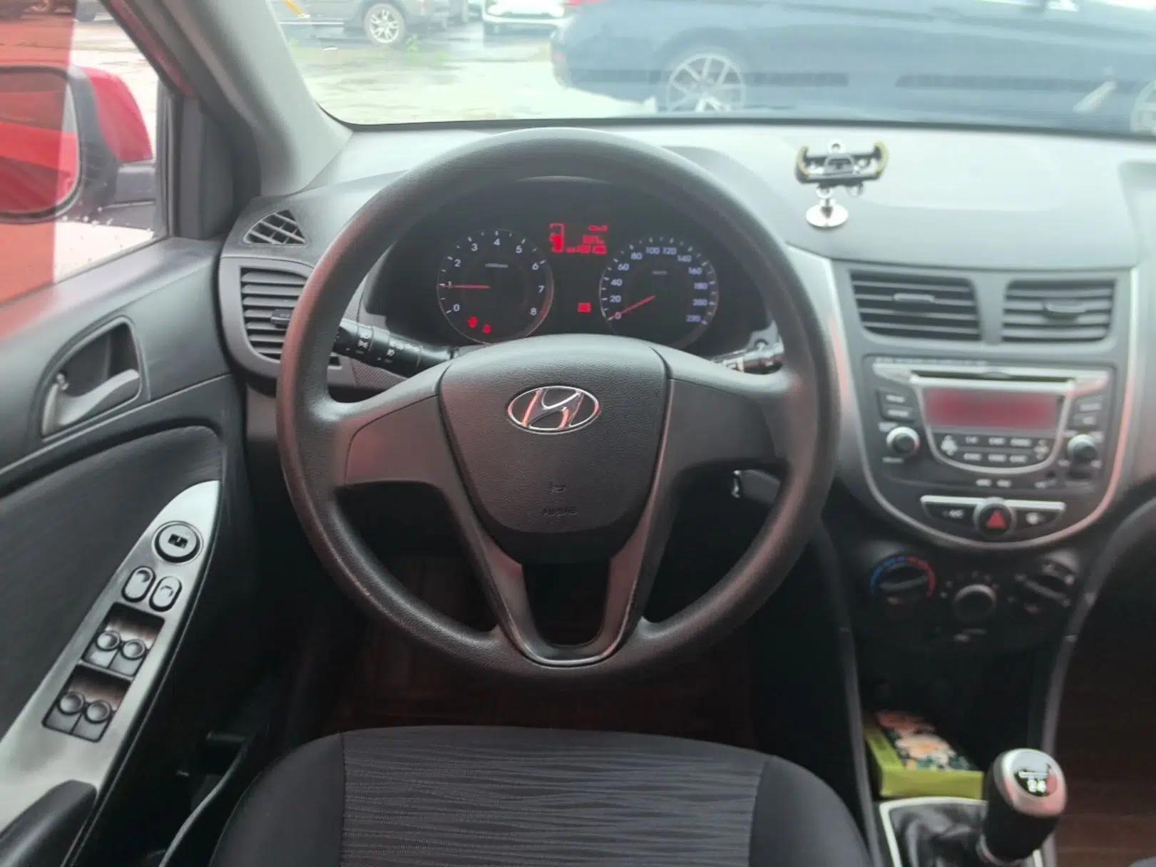 Hyundai Verna Ray 2014 1.4L Manual GLX — миниатюра 14