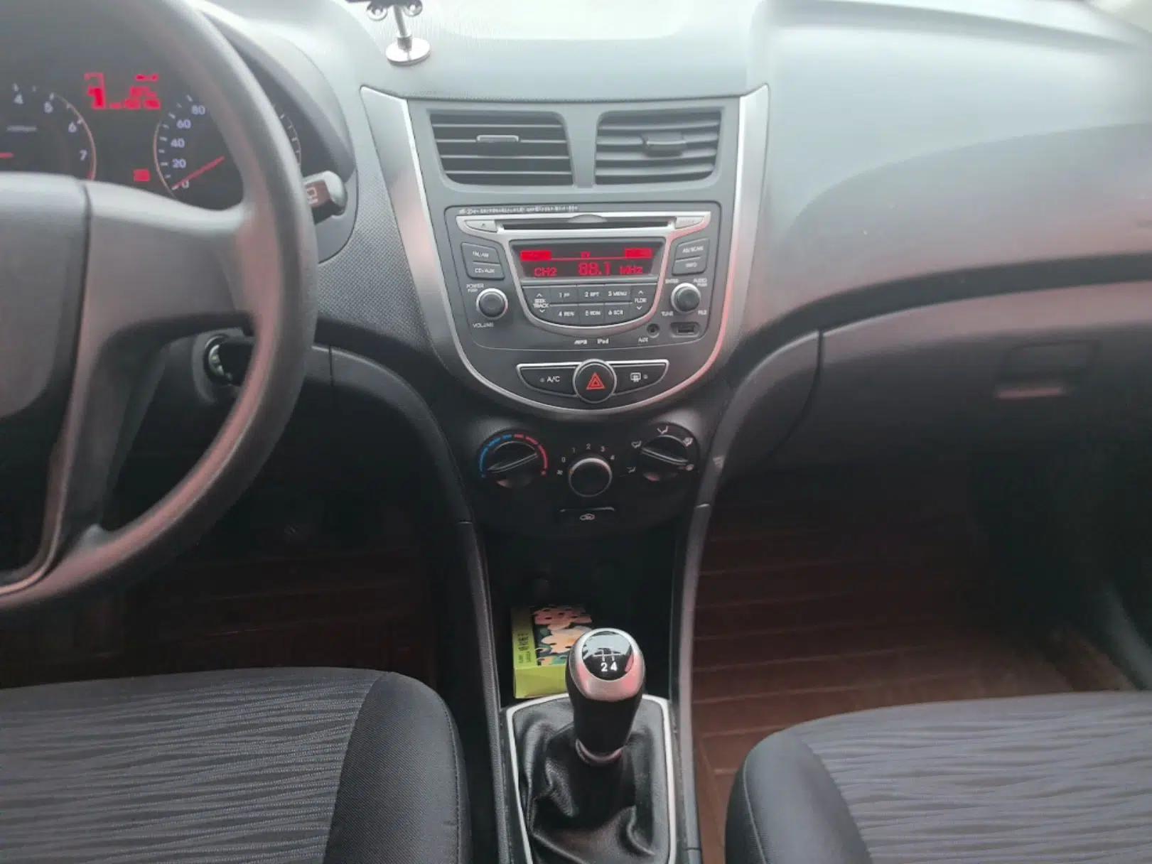 Hyundai Verna Ray 2014 1.4L Manual GLX — миниатюра 16